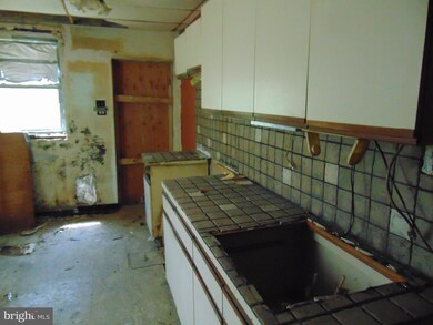 1228 Morton St, Camden, NJ 08104 - photo 7