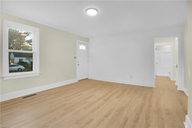 114 Clifton St, Hampton, VA 23661 - photo 6