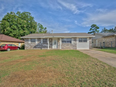 806 E Midland St, Shawnee, OK 74804 - photo 5