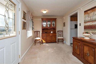 1823 Wayne Dr, Norristown, PA 19403 - photo 5