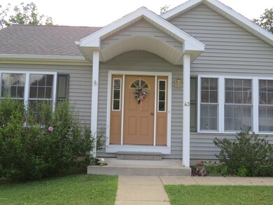 43 Lorraine Dr, North Adams, MA 01247 - photo 2