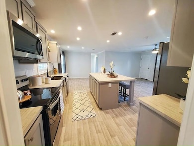 4625 Jill Place unit 708, Greenacres, FL 33463 - photo 2