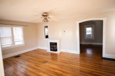 2041 W Elm St, Springfield, MO 65806 - photo 6