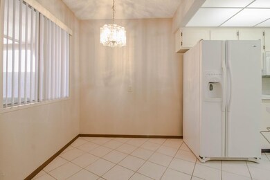 10860 W Thunderbird Blvd, Sun City, AZ 85351 - photo 3