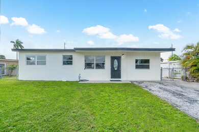 2171 Tarragon Rd, West Palm Beach, FL 33415 - photo 2