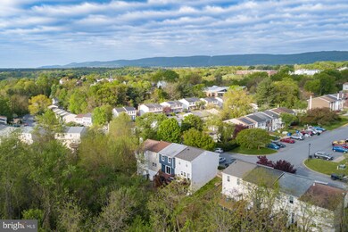 28 E Orndorff Dr, Brunswick, MD 21716 - photo 2