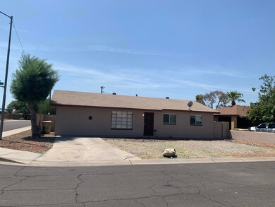 5921 W Stella Ln, Glendale, AZ 85301 - photo 2