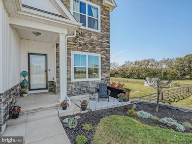 84 Triple Crown Ct, Kearneysville, WV 25430 - photo 4