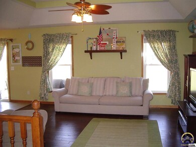 3320 SW 46th St, Topeka, KS 66610 - photo 2