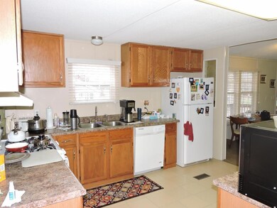 205 Walker St, Manchester, TN 37355 - photo 7