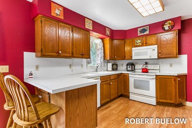 341 1st Ave, Fruitport-19