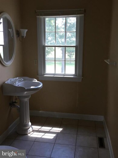 850 Pierce Rd, Berryville, VA 22611 - photo 7