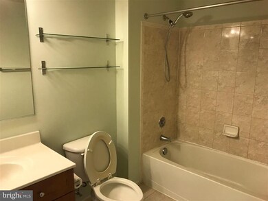 The Crescent unit 602, Silver Spring, MD 20910 - photo 7