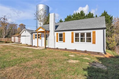 218 Cedarbrook Rd, Jonesville, NC 28642 - photo 3