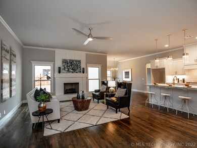 3900 W Van Buren St, Broken Arrow, OK 74011 - photo 7