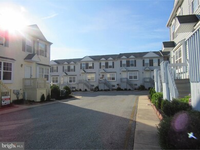 104 Gateway Dr, Newark, DE 19711 - photo 2