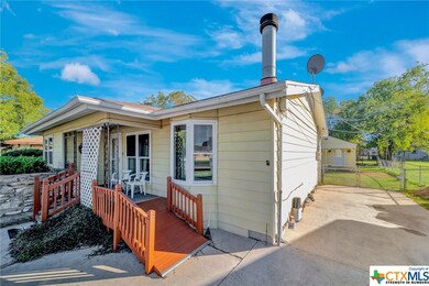 2505 Meadow Ln, Copperas Cove, TX 76522 - photo 2