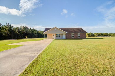 556 W Mchenry Rd, Mc Henry, MS 39561 - photo 4