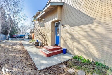 03-Exterior Front_KI_043