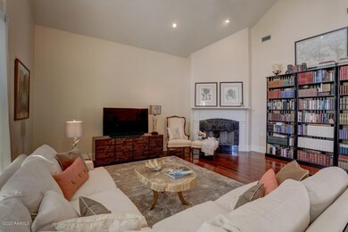 400 Elysian Fields-14