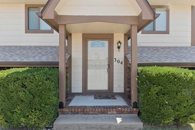 3536 W 2nd St N, Wichita, KS 67203 - photo 2