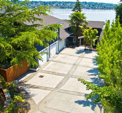 8252 Avalon Dr, Mercer Island, WA 98040 - photo 3