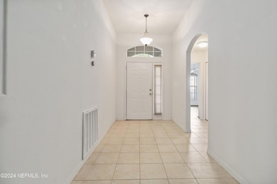 940 - Foyer