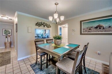 Dining area pass through from Kitchen