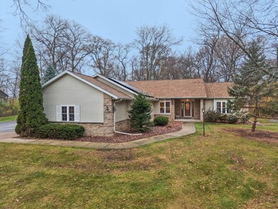 W9632 Rose Cir, Beaver Dam, WI 53916 - photo 3