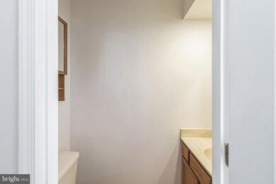 45598 Whitcomb Square, Sterling, VA 20166 - photo 7