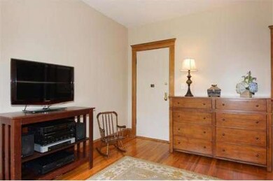 Sutherland Village unit 8, Brighton, MA 02135 - photo 6