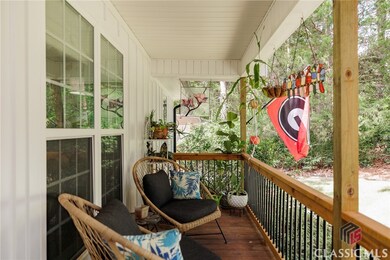 Ready to move right in and enjoy.