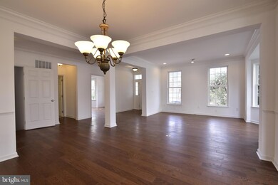 25234 Justice Dr, Chantilly, VA 20152 - photo 7