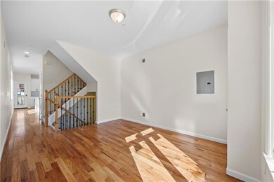 91 Robin Rd, Staten Island, NY 10305 - photo 5