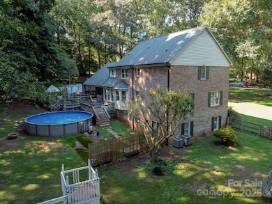 1015 Quail Cir, Salisbury, NC 28147 - photo 4