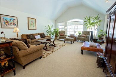 7148 Lakeside Ct, Niagara Falls, NY 14304 - photo 6