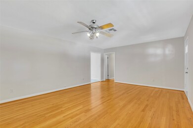 1209 Lawrence St, Rosenberg, TX 77471 - photo 6