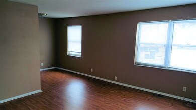 706 Village Ln unit 6, Newburgh, IN 47630 - photo 3