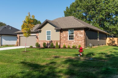 Laurel-03030-3