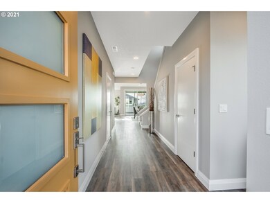Entrance/Foyer