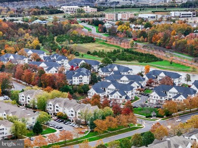 43114 Watercrest Square unit 202, Chantilly, VA 20152 - photo 3