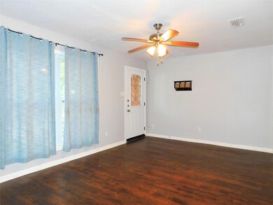 2103 Mercedes Rd, Denton, TX 76205 - photo 3