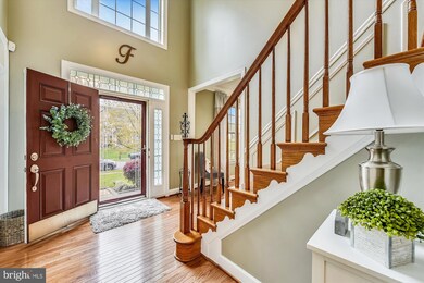 3375 Dondis Creek Dr, Triangle, VA 22172 - photo 2