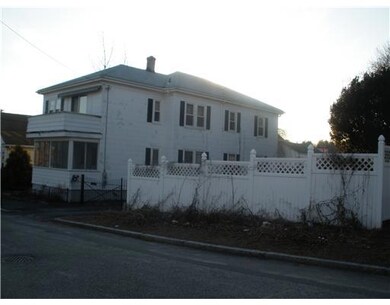 18 Stella St, Providence, RI 02909 - photo 2