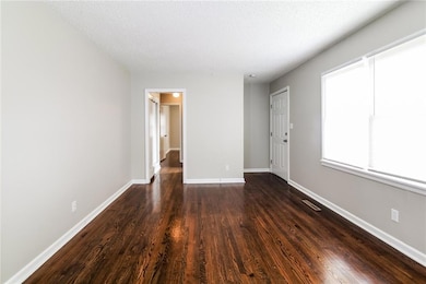 1502 NW 1st St, Lee's Summit, MO 64063 - photo 5