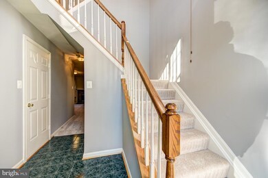 13150 Diamond Mill Dr, Herndon, VA 20171 - photo 3