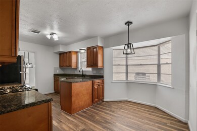 7506 Brushy Ct, Houston, TX 77088 - photo 5