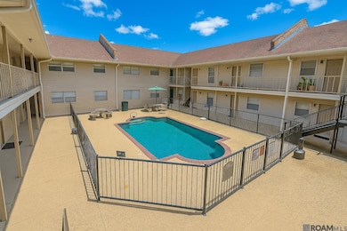 4518 Y A Tittle Ave unit 1, Baton Rouge, LA 70820 - photo 3