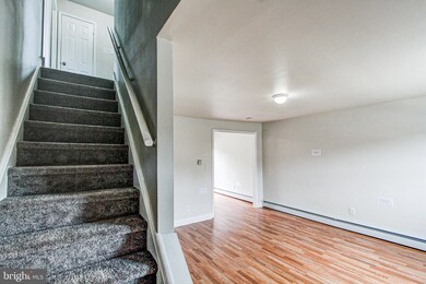 818 Shaw Ave, Lansdale, PA 19446 - photo 3