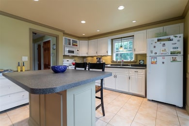 13 Wentworth Ave, Hampton, NH 03842 - photo 6